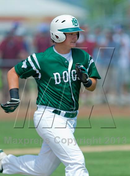 Thumbnail 1 in Hallettsville vs. Marion (UIL 2A Region IV Regional Finals) photogallery.