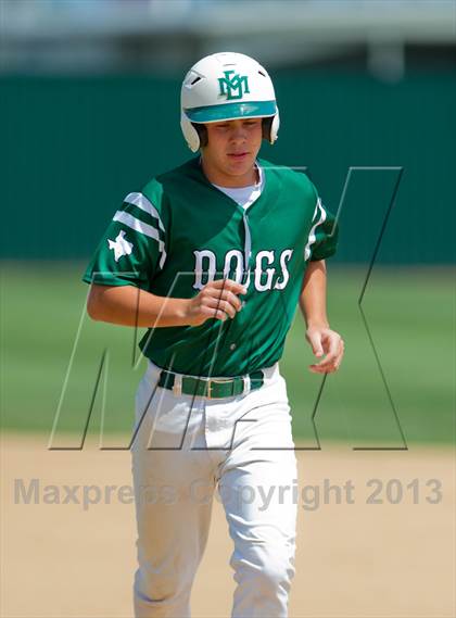 Thumbnail 2 in Hallettsville vs. Marion (UIL 2A Region IV Regional Finals) photogallery.