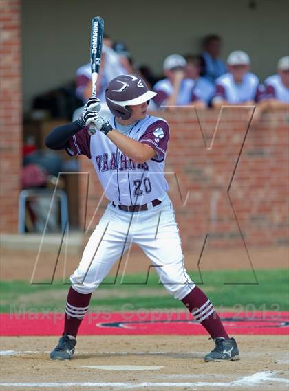 Thumbnail 3 in Hallettsville vs. Marion (UIL 2A Region IV Regional Finals) photogallery.