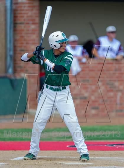 Thumbnail 1 in Hallettsville vs. Marion (UIL 2A Region IV Regional Finals) photogallery.