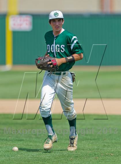 Thumbnail 3 in Hallettsville vs. Marion (UIL 2A Region IV Regional Finals) photogallery.