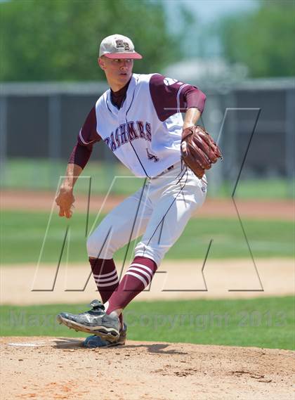 Thumbnail 2 in Hallettsville vs. Marion (UIL 2A Region IV Regional Finals) photogallery.
