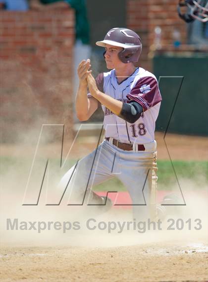 Thumbnail 1 in Hallettsville vs. Marion (UIL 2A Region IV Regional Finals) photogallery.