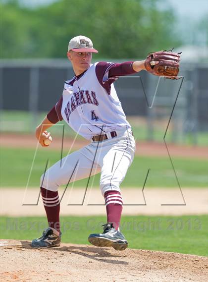 Thumbnail 3 in Hallettsville vs. Marion (UIL 2A Region IV Regional Finals) photogallery.