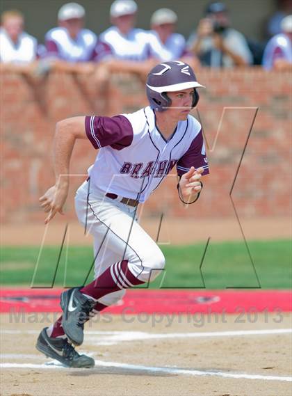 Thumbnail 1 in Hallettsville vs. Marion (UIL 2A Region IV Regional Finals) photogallery.