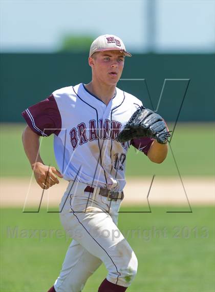 Thumbnail 1 in Hallettsville vs. Marion (UIL 2A Region IV Regional Finals) photogallery.