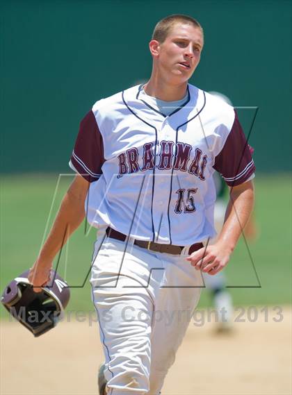 Thumbnail 3 in Hallettsville vs. Marion (UIL 2A Region IV Regional Finals) photogallery.