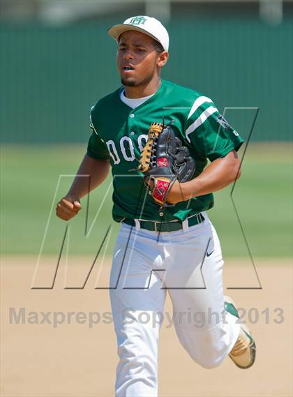 Thumbnail 3 in Hallettsville vs. Marion (UIL 2A Region IV Regional Finals) photogallery.