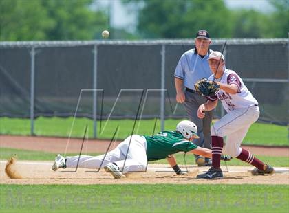 Thumbnail 3 in Hallettsville vs. Marion (UIL 2A Region IV Regional Finals) photogallery.