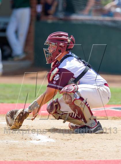 Thumbnail 1 in Hallettsville vs. Marion (UIL 2A Region IV Regional Finals) photogallery.