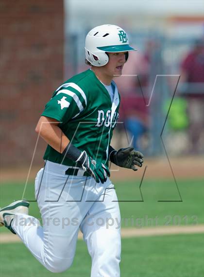 Thumbnail 2 in Hallettsville vs. Marion (UIL 2A Region IV Regional Finals) photogallery.