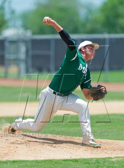 Thumbnail 1 in Hallettsville vs. Marion (UIL 2A Region IV Regional Finals) photogallery.