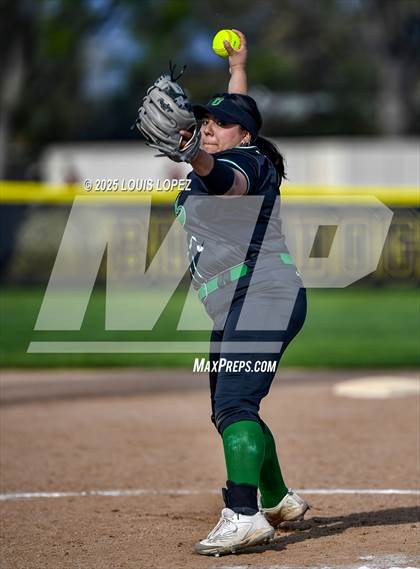 Thumbnail 1 in Upland @ West Covina photogallery.