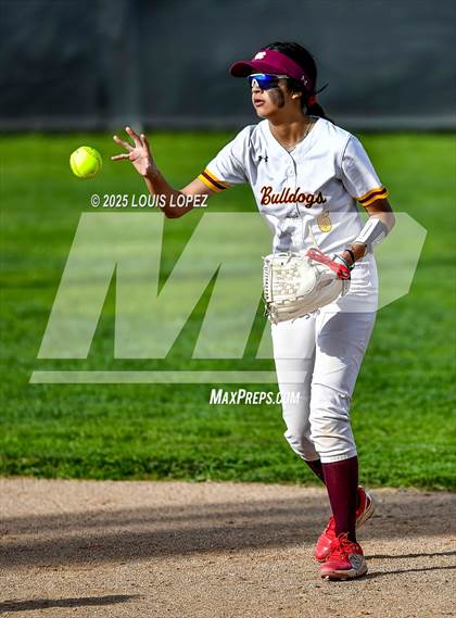 Thumbnail 2 in Upland @ West Covina photogallery.