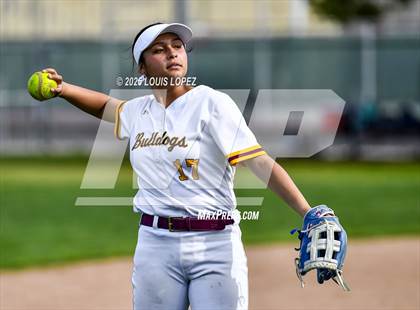 Thumbnail 2 in Upland @ West Covina photogallery.