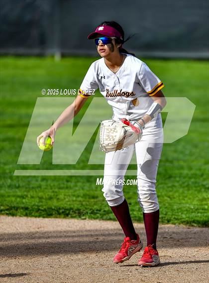 Thumbnail 1 in Upland @ West Covina photogallery.