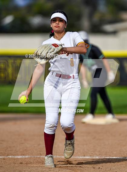 Thumbnail 1 in Upland @ West Covina photogallery.