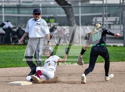 Thumbnail 2 in Upland @ West Covina photogallery.