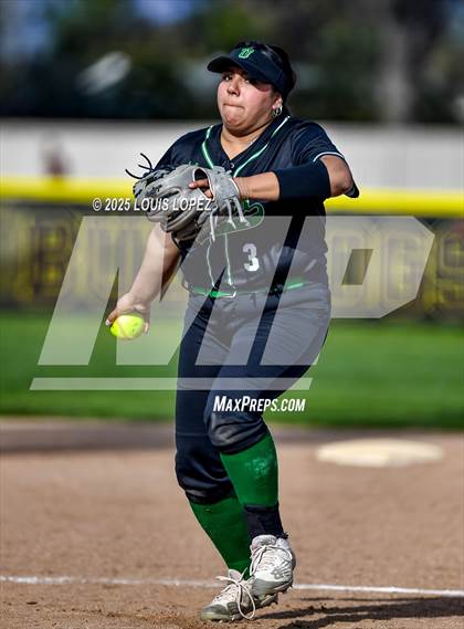 Thumbnail 3 in Upland @ West Covina photogallery.