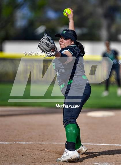 Thumbnail 3 in Upland @ West Covina photogallery.