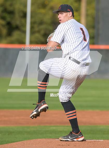 Thumbnail 2 in Casteel @ Corona del Sol photogallery.