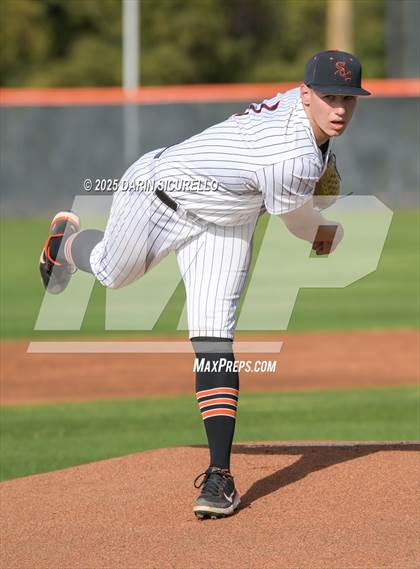 Thumbnail 1 in Casteel @ Corona del Sol photogallery.