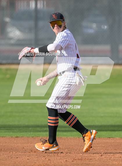 Thumbnail 1 in Casteel @ Corona del Sol photogallery.