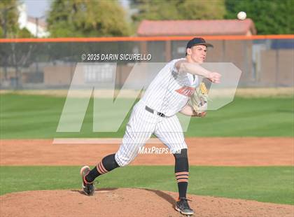 Thumbnail 2 in Casteel @ Corona del Sol photogallery.