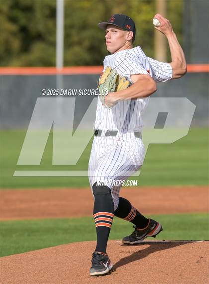 Thumbnail 3 in Casteel @ Corona del Sol photogallery.