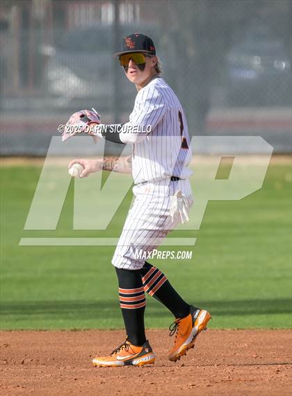 Thumbnail 3 in Casteel @ Corona del Sol photogallery.