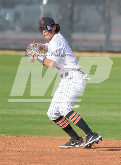 Thumbnail 1 in Casteel @ Corona del Sol photogallery.