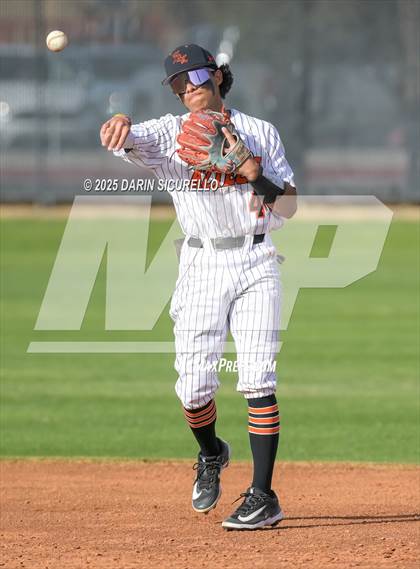 Thumbnail 3 in Casteel @ Corona del Sol photogallery.