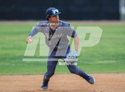 Thumbnail 3 in West Ranch vs Maranatha photogallery.
