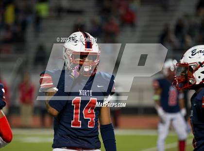 Thumbnail 2 in Olathe North vs. Blue Valley West (KSHSAA 6A Regional) photogallery.