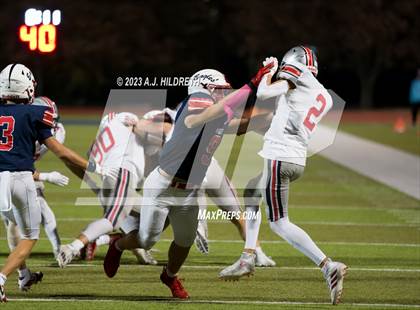Thumbnail 2 in Olathe North vs. Blue Valley West (KSHSAA 6A Regional) photogallery.