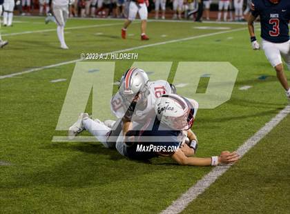 Thumbnail 2 in Olathe North vs. Blue Valley West (KSHSAA 6A Regional) photogallery.