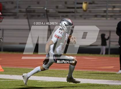 Thumbnail 2 in Olathe North vs. Blue Valley West (KSHSAA 6A Regional) photogallery.