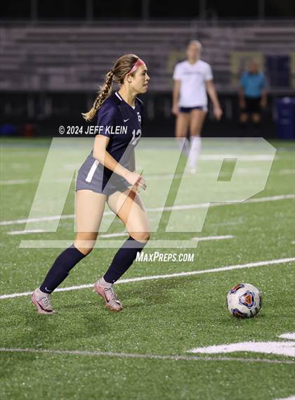 Thumbnail 3 in Spanish River vs. Boca Raton (FHSAA 7A District 12 Final) photogallery.
