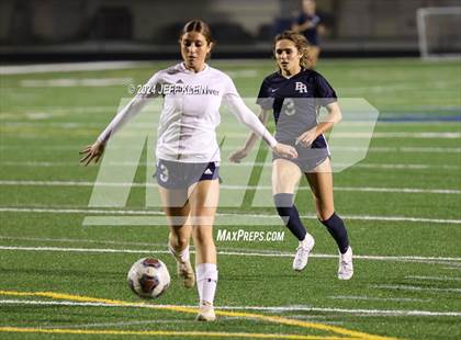 Thumbnail 2 in Spanish River vs. Boca Raton (FHSAA 7A District 12 Final) photogallery.