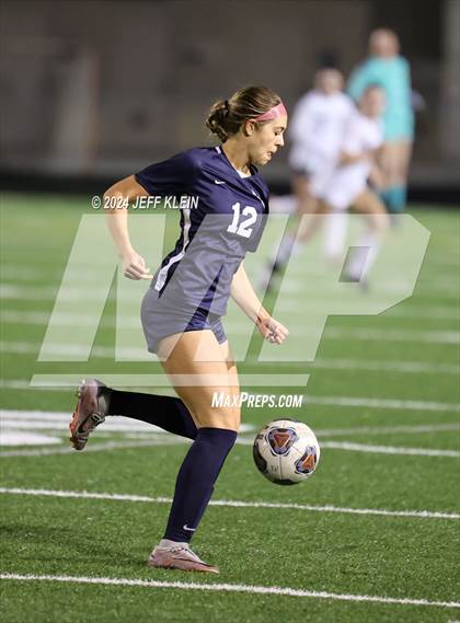 Thumbnail 1 in Spanish River vs. Boca Raton (FHSAA 7A District 12 Final) photogallery.