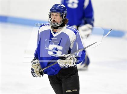 Thumbnail 1 in Hall/Southington vs. WMRP [Wethersfield/Middletown/Rocky Hill/Plainville] (CIAC DIII Semifinal) photogallery.