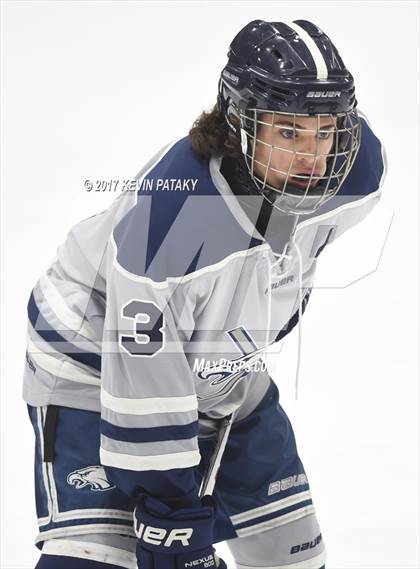 Thumbnail 3 in Hall/Southington vs. WMRP [Wethersfield/Middletown/Rocky Hill/Plainville] (CIAC DIII Semifinal) photogallery.