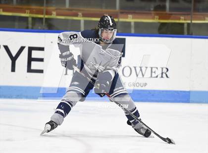 Thumbnail 3 in Hall/Southington vs. WMRP [Wethersfield/Middletown/Rocky Hill/Plainville] (CIAC DIII Semifinal) photogallery.