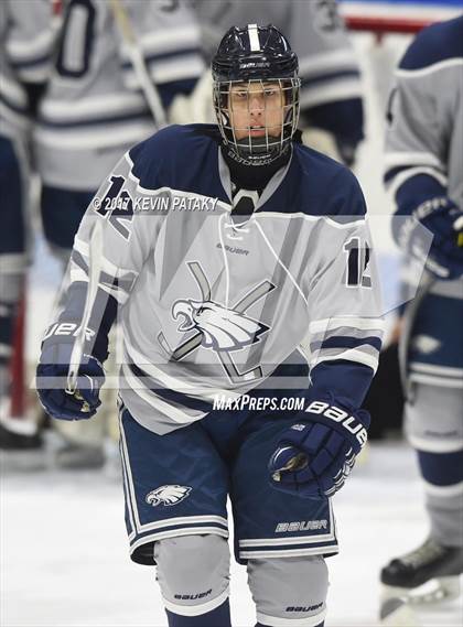 Thumbnail 2 in Hall/Southington vs. WMRP [Wethersfield/Middletown/Rocky Hill/Plainville] (CIAC DIII Semifinal) photogallery.