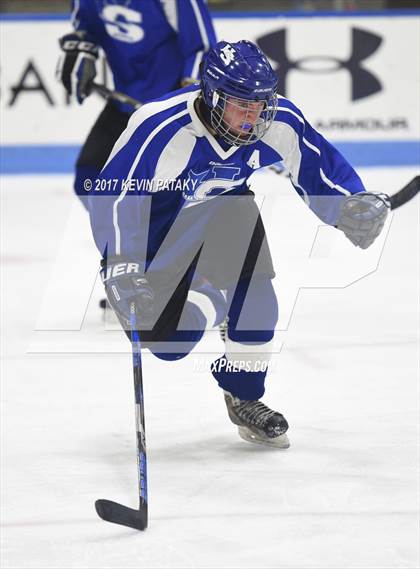 Thumbnail 1 in Hall/Southington vs. WMRP [Wethersfield/Middletown/Rocky Hill/Plainville] (CIAC DIII Semifinal) photogallery.