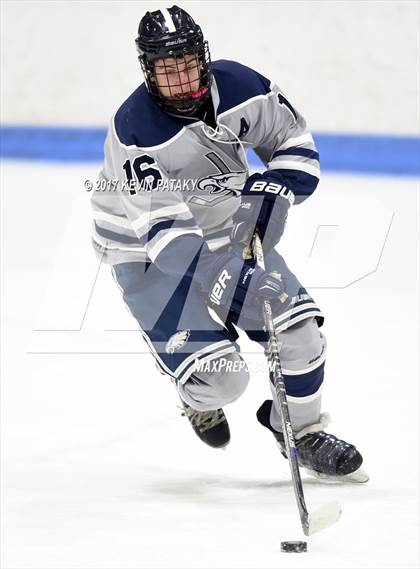 Thumbnail 2 in Hall/Southington vs. WMRP [Wethersfield/Middletown/Rocky Hill/Plainville] (CIAC DIII Semifinal) photogallery.