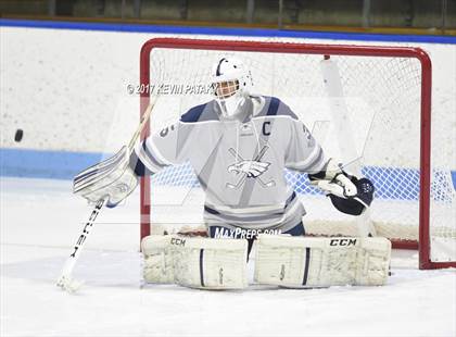 Thumbnail 2 in Hall/Southington vs. WMRP [Wethersfield/Middletown/Rocky Hill/Plainville] (CIAC DIII Semifinal) photogallery.
