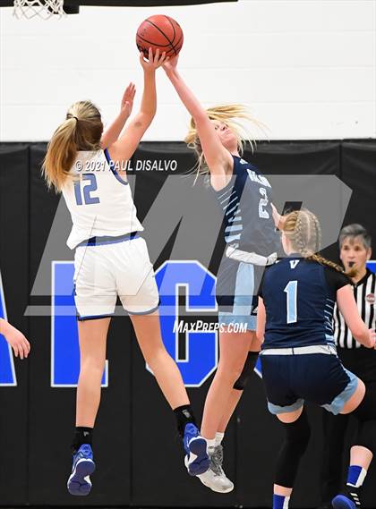 Thumbnail 1 in Valor Christian @ Highlands Ranch photogallery.