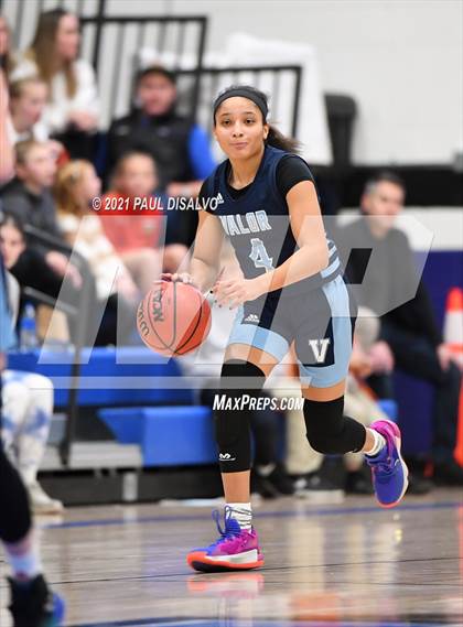 Thumbnail 2 in Valor Christian @ Highlands Ranch photogallery.