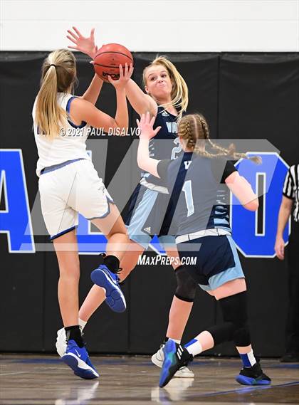 Thumbnail 2 in Valor Christian @ Highlands Ranch photogallery.